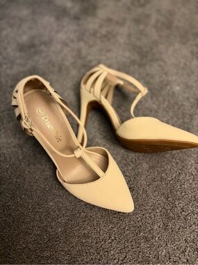 Dream Pairs Beige Pointed-Toe T-Strap Heels